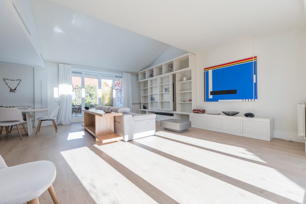 Atico en calle Juan de Mena en venta en Sofimar Real Estate