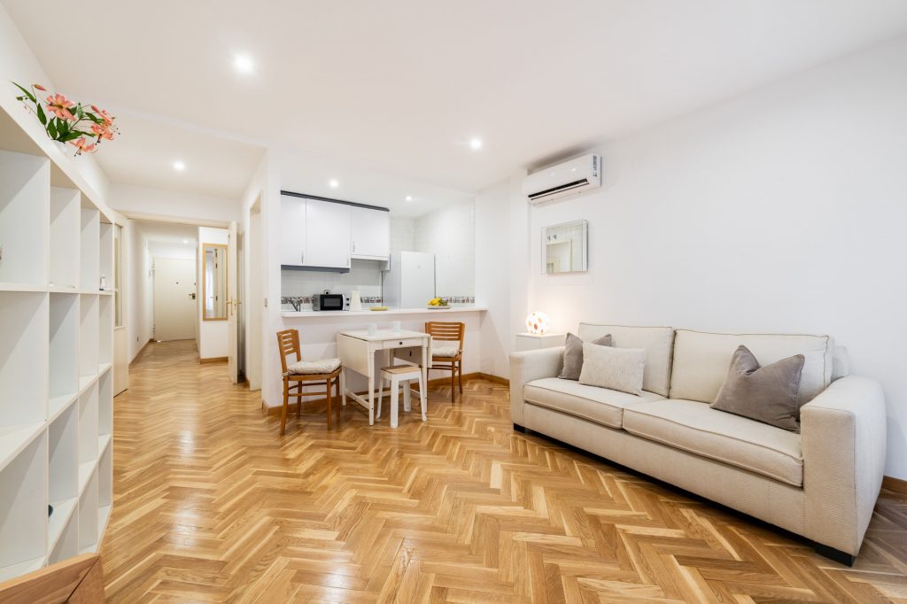 Piso en alquiler de 1 dormitorio en Sofimar Real Estate
