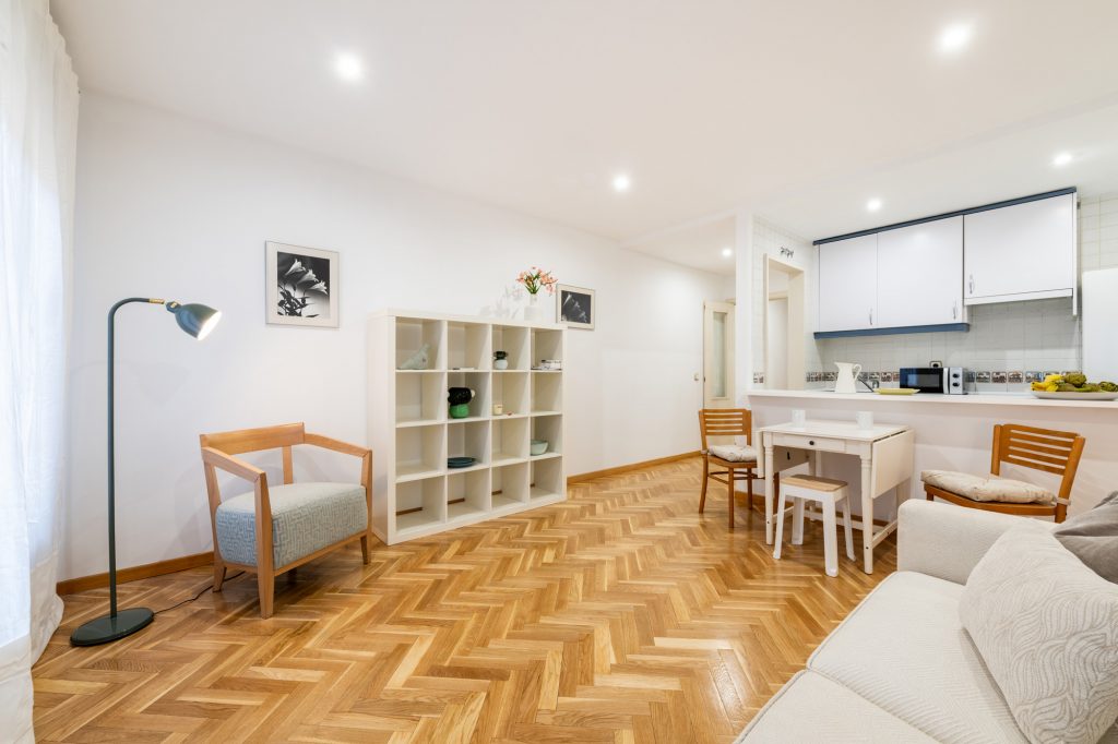 Piso en alquiler de 1 dormitorio en Sofimar Real Estate